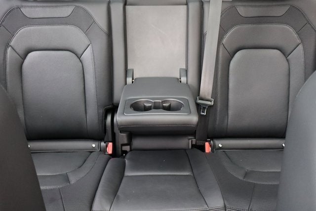 2023 Land Rover Defender X-Dynamic SE