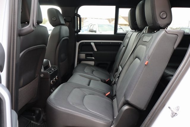 2023 Land Rover Defender X-Dynamic SE