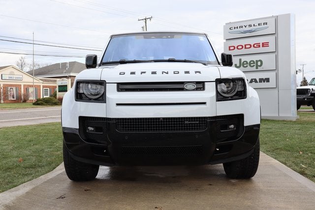 2023 Land Rover Defender X-Dynamic SE