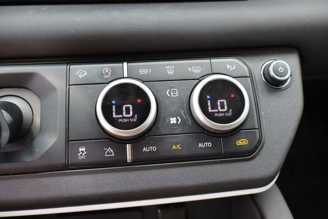 2024 Land Rover Defender S