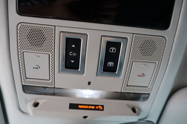 2024 Land Rover Defender S