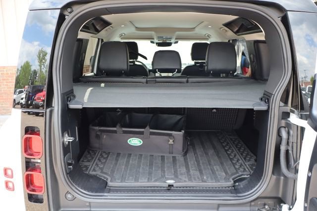 2024 Land Rover Defender S