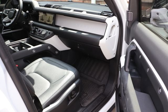 2024 Land Rover Defender S