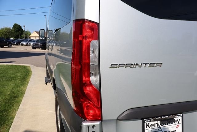2019 Mercedes-Benz Sprinter Passenger Van Passenger 144 WB