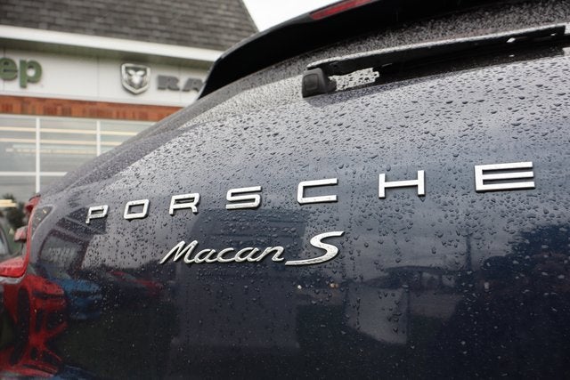 2016 Porsche Macan S