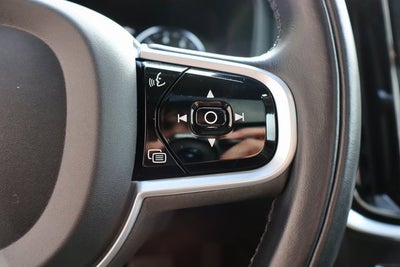 2021 Volvo V60 Cross Country T5