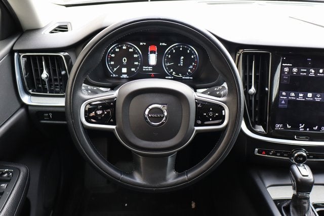 2021 Volvo V60 Cross Country T5