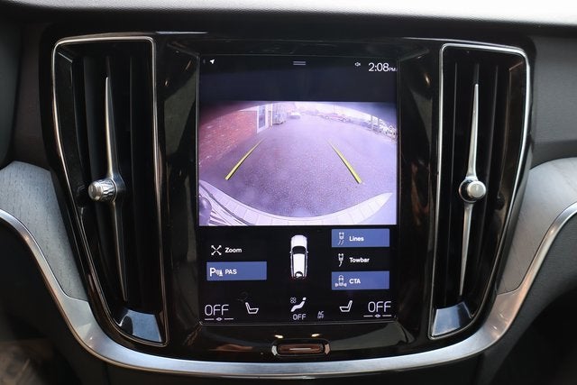 2021 Volvo V60 Cross Country T5