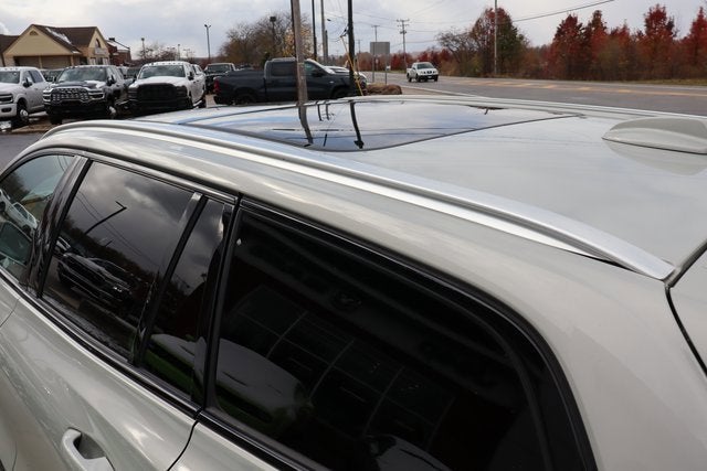 2021 Volvo V60 Cross Country T5