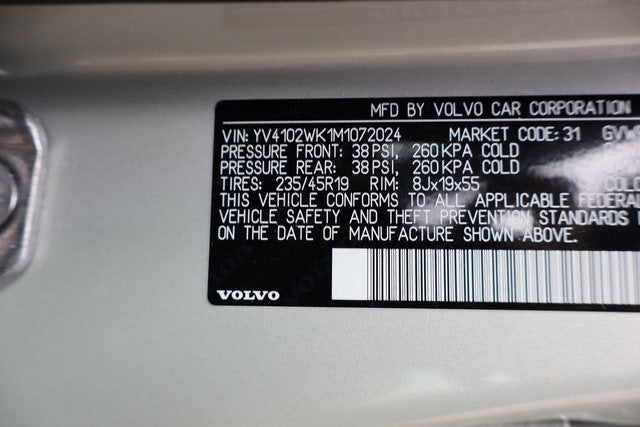 2021 Volvo V60 Cross Country T5